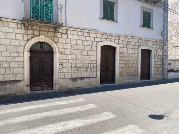 appartamento in vendita a Bomba