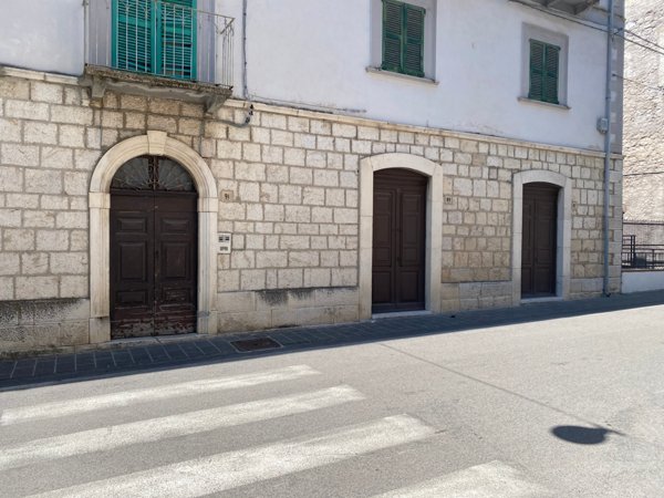 appartamento in vendita a Bomba