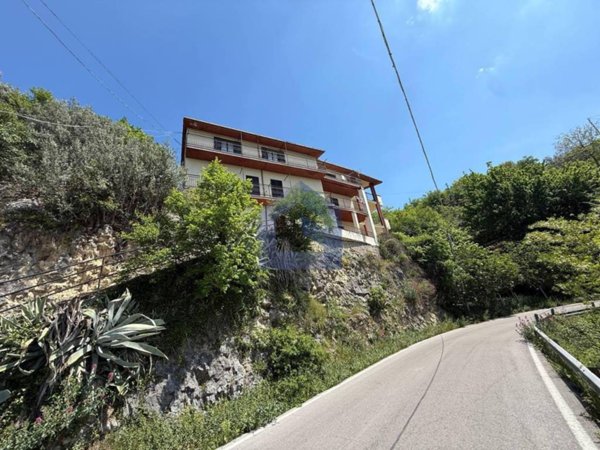 appartamento in vendita a Bomba