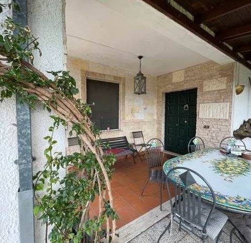 casa indipendente in vendita a Bucchianico in zona Feudo
