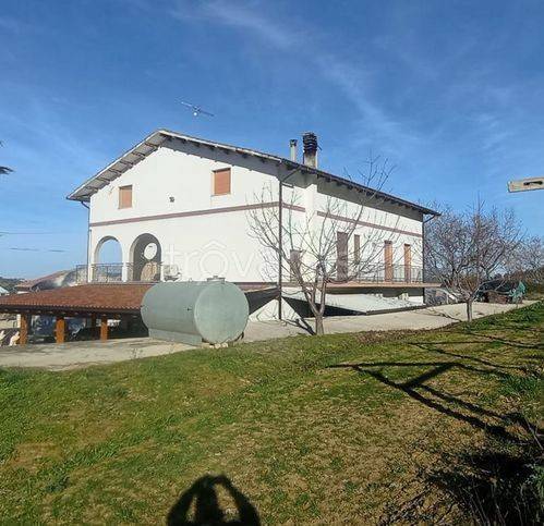 casa indipendente in vendita a Bucchianico