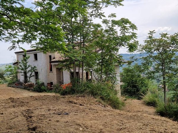 casa indipendente in vendita a Bucchianico