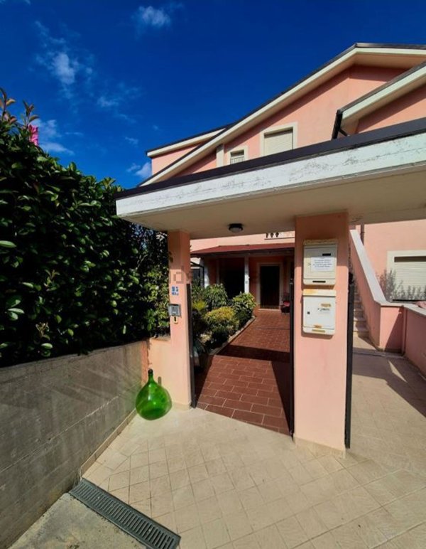 casa indipendente in vendita a Bucchianico in zona Pozzo Nuovo