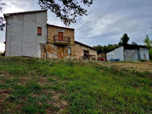 casa indipendente in vendita a Bucchianico