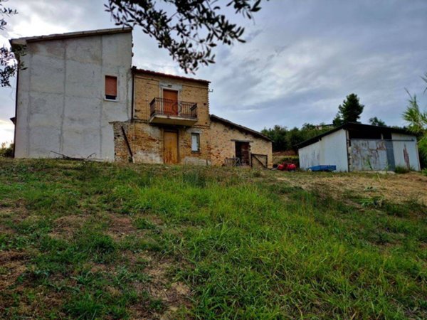 casa indipendente in vendita a Bucchianico