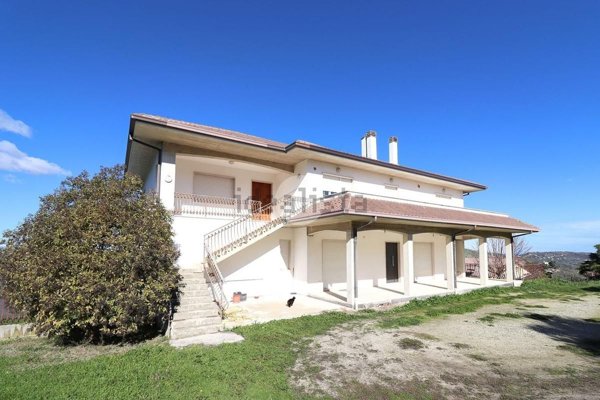 casa indipendente in vendita a Bucchianico in zona Santa Maria Casoria