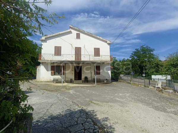 casa indipendente in vendita a Bucchianico in zona Santa Maria Casoria