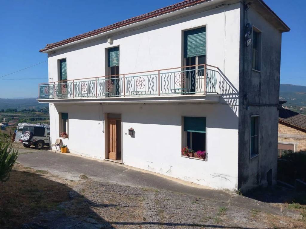 casa indipendente in vendita a Bucchianico in zona Feudo
