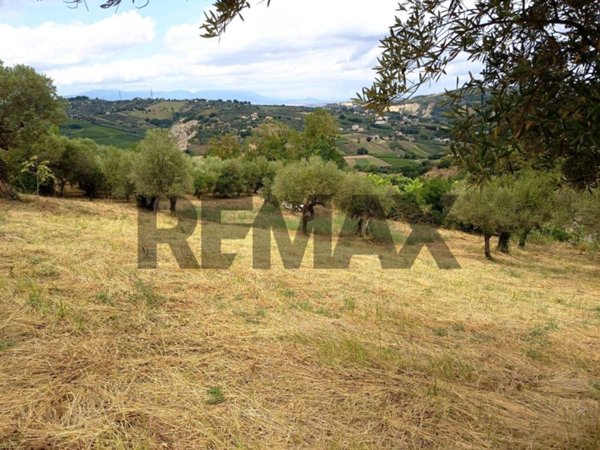 casa indipendente in vendita a Bucchianico in zona Feudo