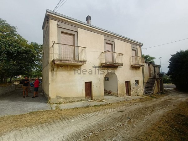 casa indipendente in vendita a Bucchianico in zona Feudo