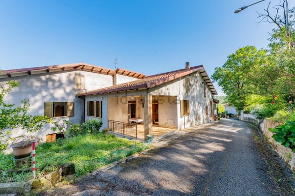 casa indipendente in vendita a Bucchianico in zona Feudo