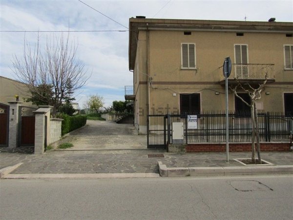 appartamento in vendita a Canosa Sannita