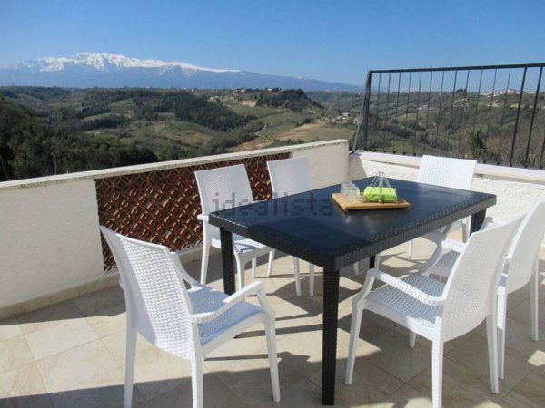 casale in vendita a Canosa Sannita