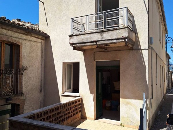 casa indipendente in vendita a Carunchio