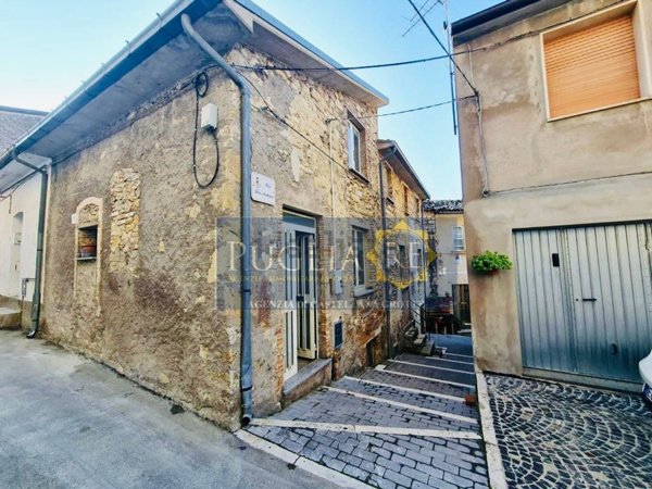 casa indipendente in vendita a Carunchio in zona Cerreto