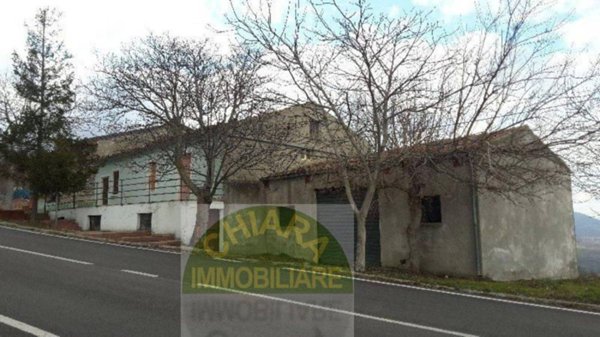 casa indipendente in vendita a Carunchio