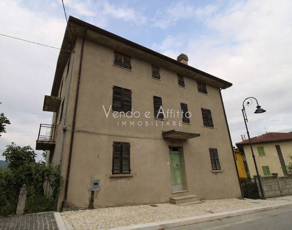 casa indipendente in vendita a Carunchio