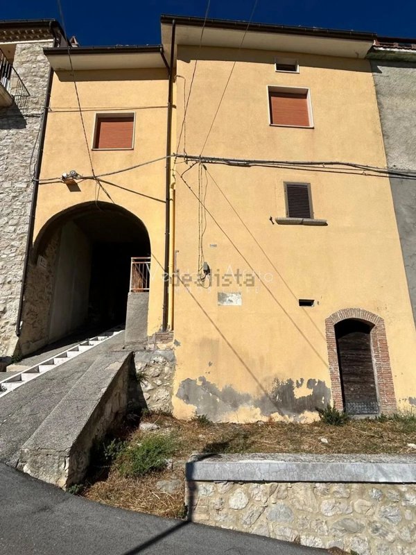 casa indipendente in vendita a Carunchio in zona Cerreto
