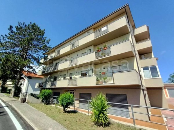 appartamento in vendita a Casacanditella