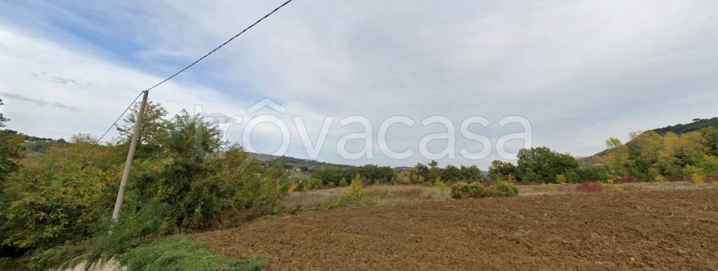 terreno edificabile in vendita a Casacanditella in zona Val di Foro