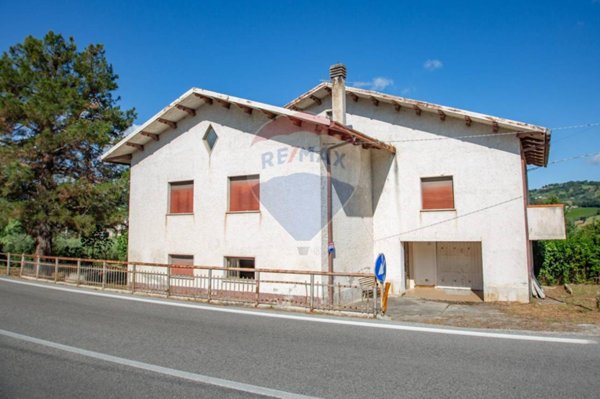 casa indipendente in vendita a Casacanditella in zona Val di Foro