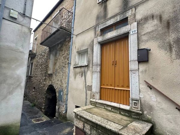 casa indipendente in vendita a Casalanguida