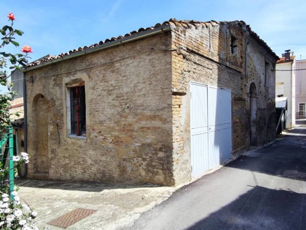 appartamento in vendita a Casalbordino in zona Miracoli