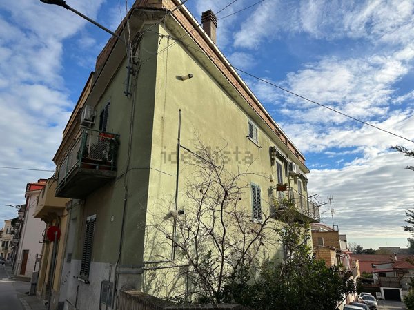 casa indipendente in vendita a Casalbordino