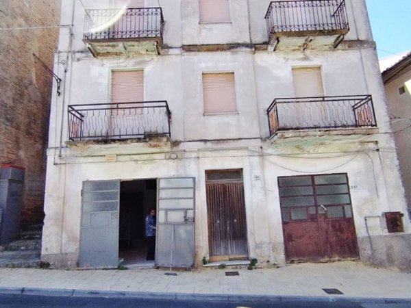 casa indipendente in vendita a Casalbordino in zona Miracoli