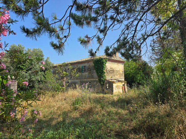 casa indipendente in vendita a Casalbordino