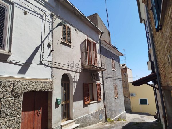 casa indipendente in vendita a Casalbordino in zona Miracoli