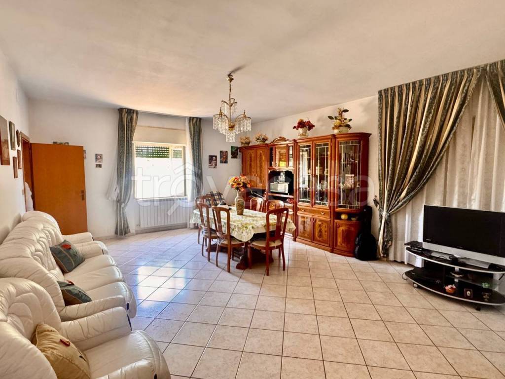 casa indipendente in vendita a Casalbordino in zona Miracoli