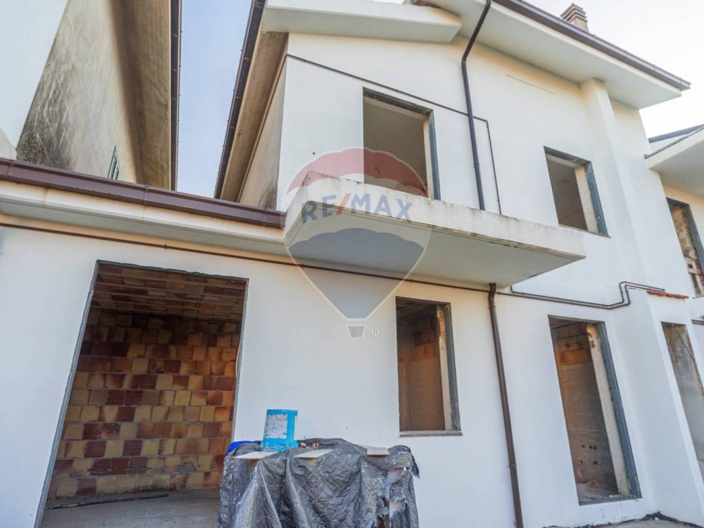 appartamento in vendita a Casalbordino in zona Miracoli