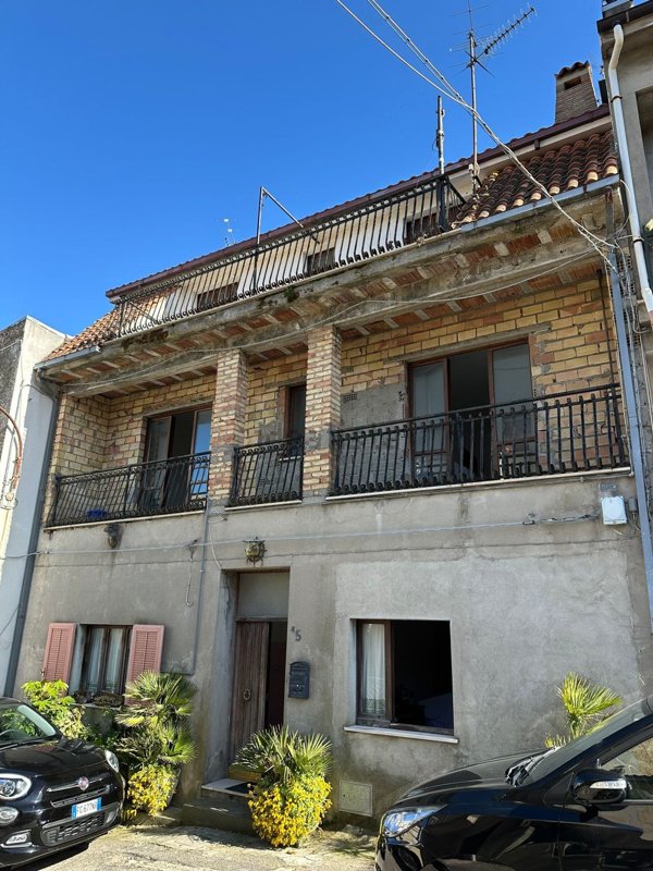 casa indipendente in vendita a Casalbordino