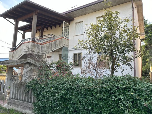 casa indipendente in vendita a Casalbordino
