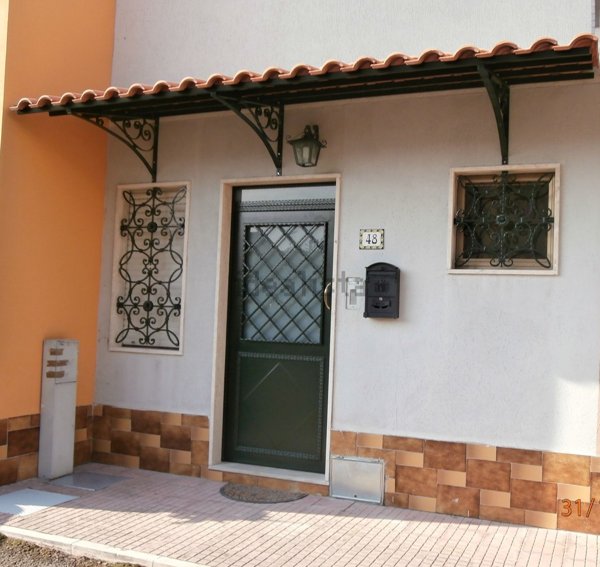 casa indipendente in vendita a Casalbordino in zona Miracoli
