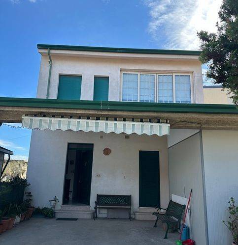 casa indipendente in vendita a Casalbordino in zona Miracoli