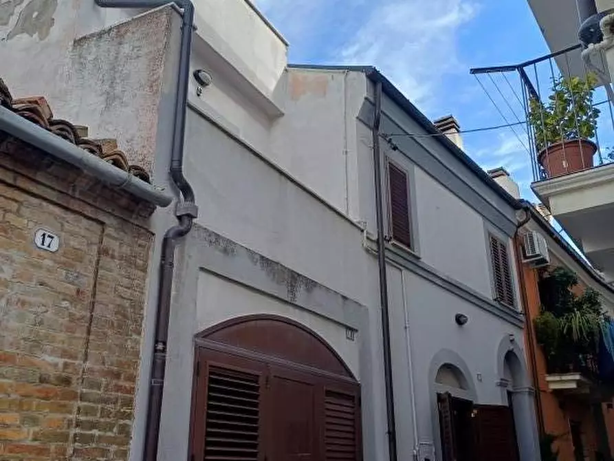 casa indipendente in vendita a Casalbordino in zona Casalbordino Lido
