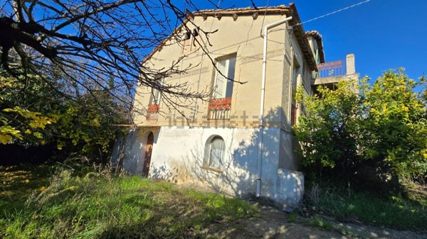 casa indipendente in vendita a Casalbordino in zona Miracoli
