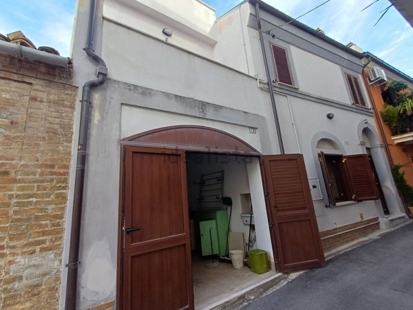 casa indipendente in vendita a Casalbordino