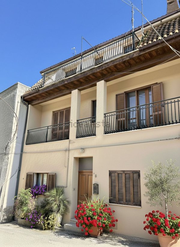 casa indipendente in vendita a Casalbordino