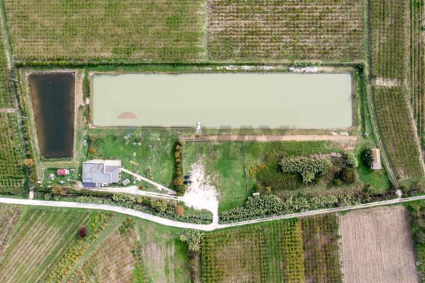 locale commerciale in vendita a Casalbordino