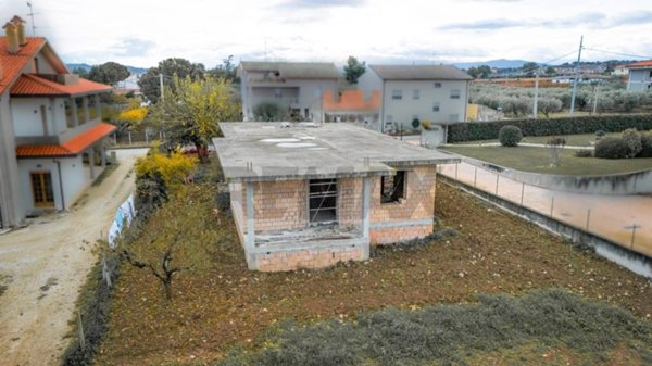 casa indipendente in vendita a Casalbordino