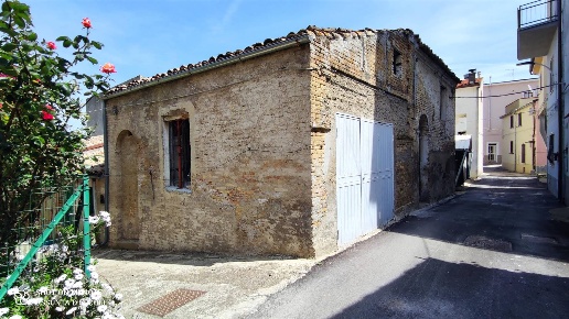 casa indipendente in vendita a Casalbordino in zona Miracoli