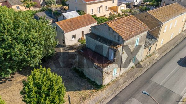 casa indipendente in vendita a Casalbordino in zona Miracoli