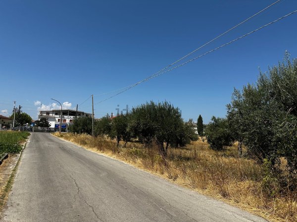 terreno in vendita a Casalbordino in zona Miracoli