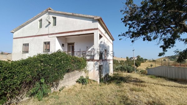 casa indipendente in vendita a Casalbordino