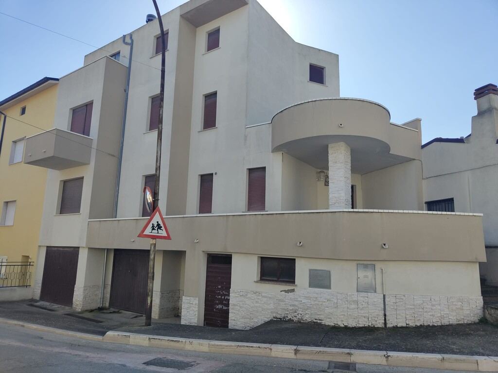 casa indipendente in vendita a Casalbordino