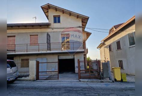 casa indipendente in vendita a Casalincontrada