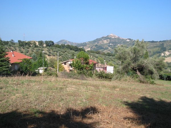 terreno edificabile in vendita a Casalincontrada